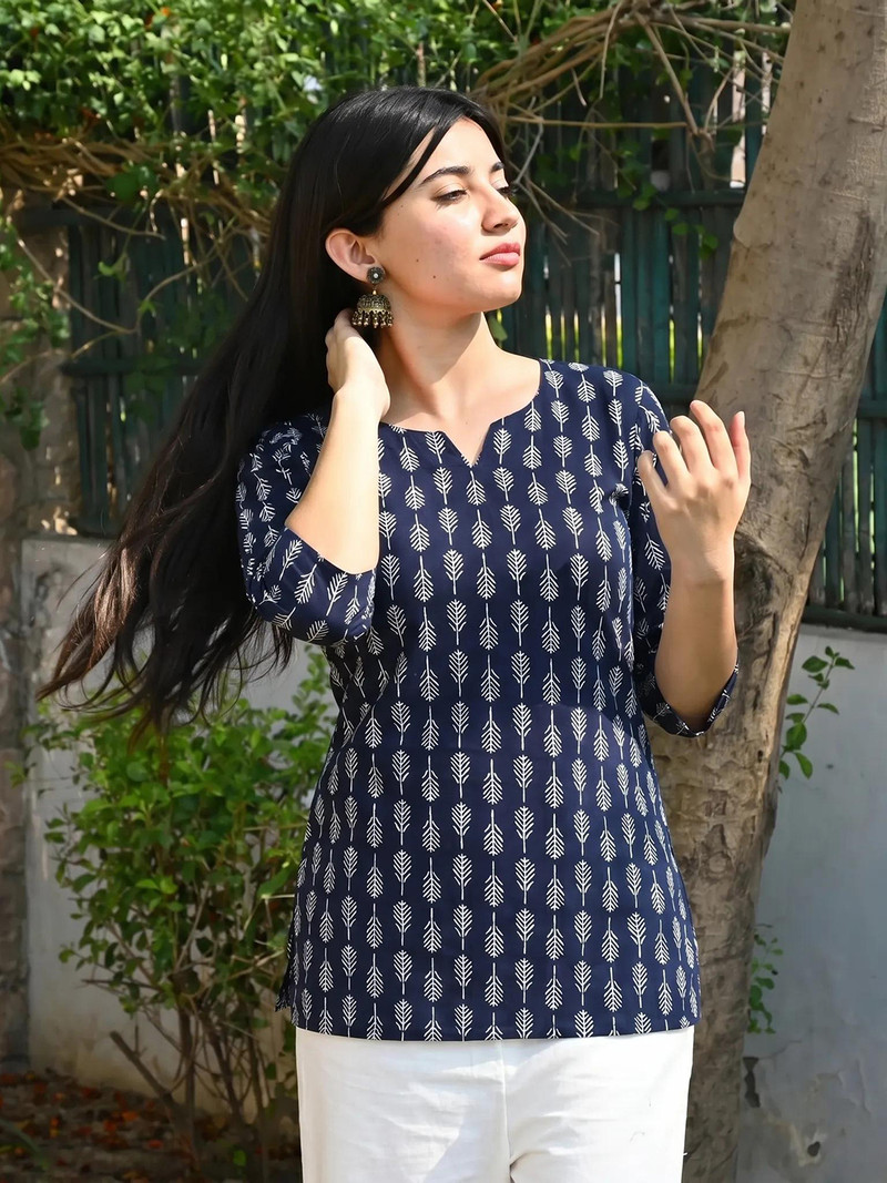 EthnicBasket Printed Cotton Blend Straight Kurta Women Blue