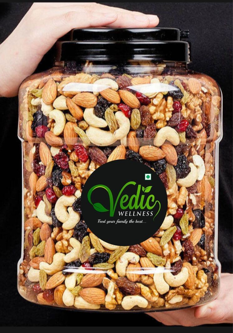 vedic Wellness Dry Fruit Mix Panchmeva Superfood Nuts Almonds, Cashews, Raisins, Pistachios, Walnuts, Kiwi (1 x 500 g)