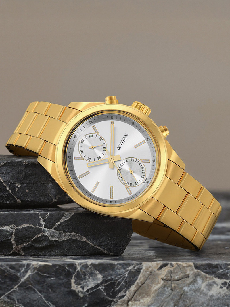 titan 1733ym01 classique multifunction silver dial golden ss strap analog watch men