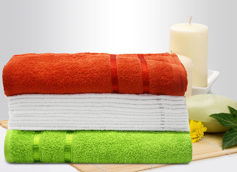 Story@Home Cotton Bath & Hand Towel Set(Pack of 12, White, Green) RS.799 (64.00% Off) - Flipkart