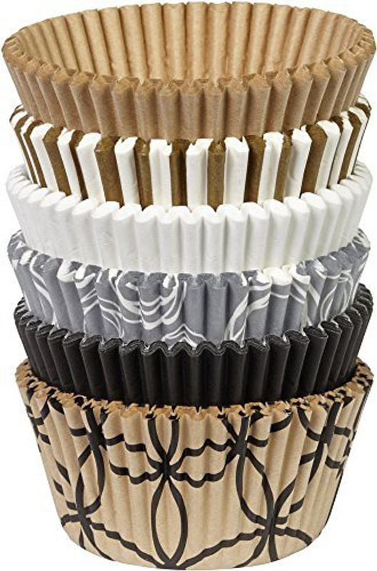 Wilton 415-2872 Cup Cake Maker Cake Maker
