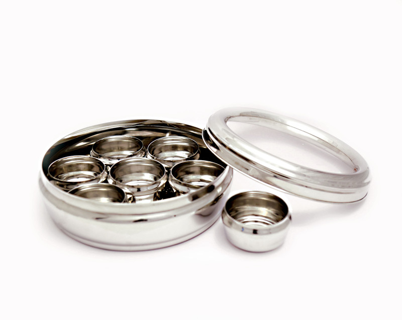 rituraj c thru  - 2600 ml Steel Spice Container(Silver)