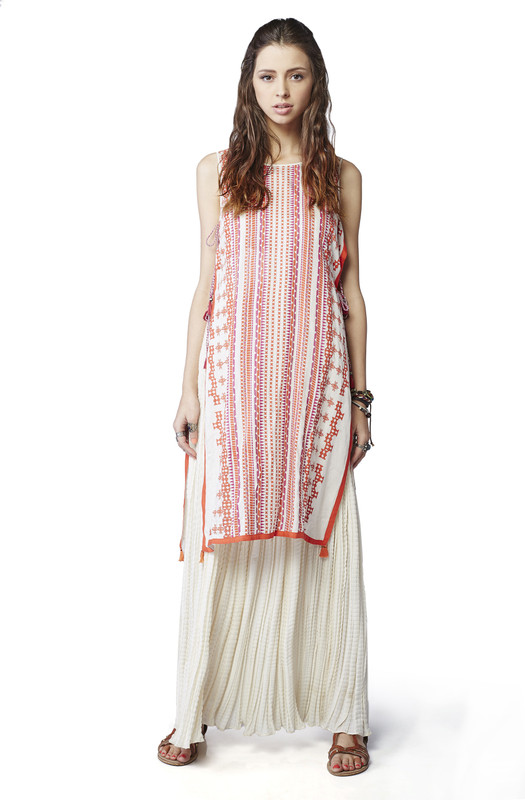 Global Desi Women Ethnic Top and Skirt Set Global Desi Women Ethnic Top and Skirt Set