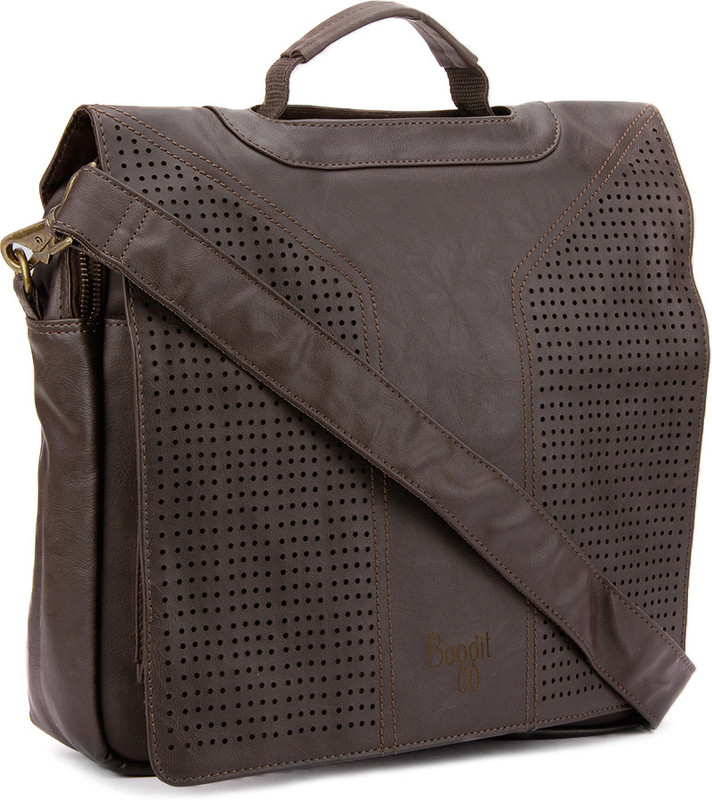 Baggit Men Brown Messenger Bag