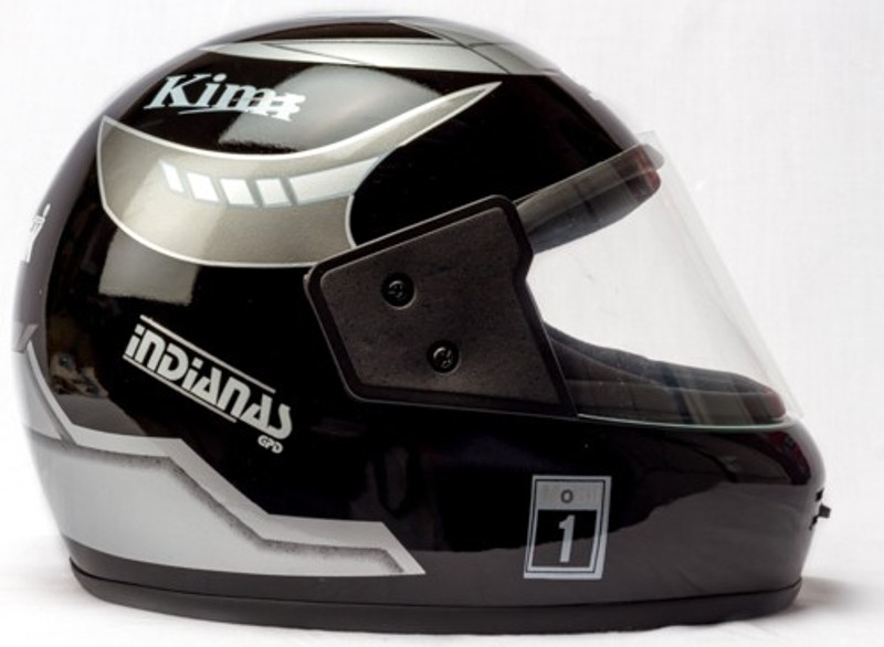 SONIK Indianas Kimmy Glossy Motorbike Helmet(Matt Black/Silver) SONIK Indianas Kimmy Glossy Motorbike Helmet(Matt Black/Silver)