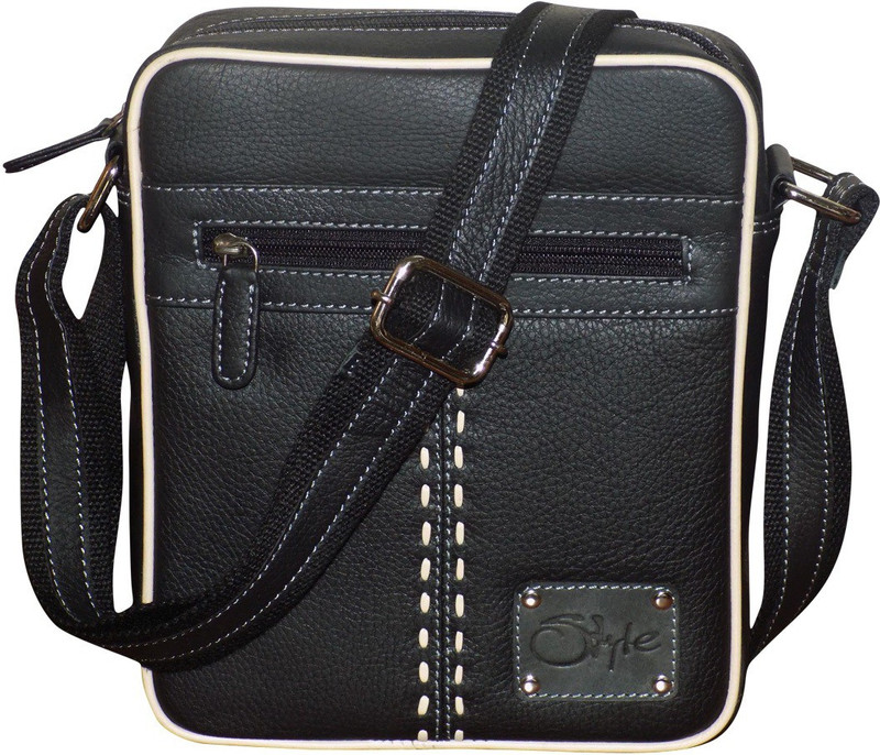 Kan Black Shoulder Bag