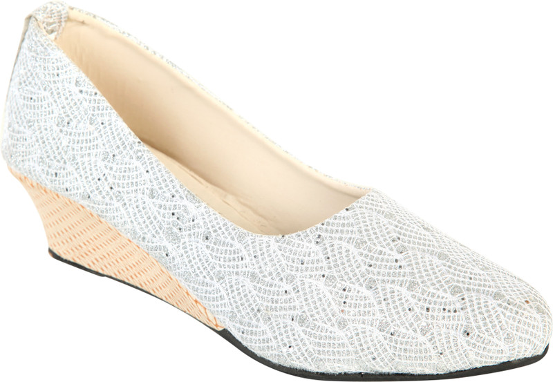 Trendy Feet Casuals For Women(Silver)