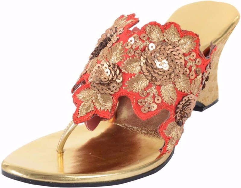 Praags Women Red, Gold Wedges