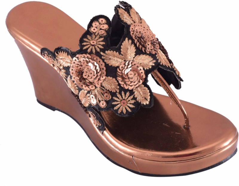 Praags Women Black Wedges