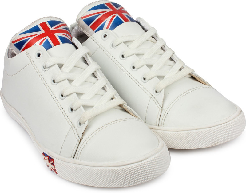 Jynx white stunning sneakers Sneakers For Men(White)