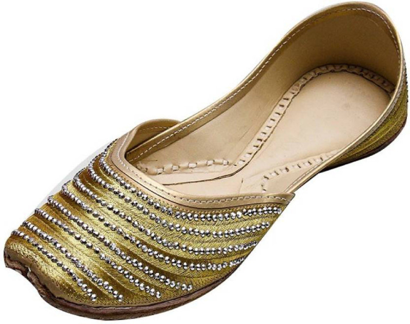 Sun Fly Nakhro Jutis For Women(Gold) Sun Fly Nakhro Jutis For Women(Gold)