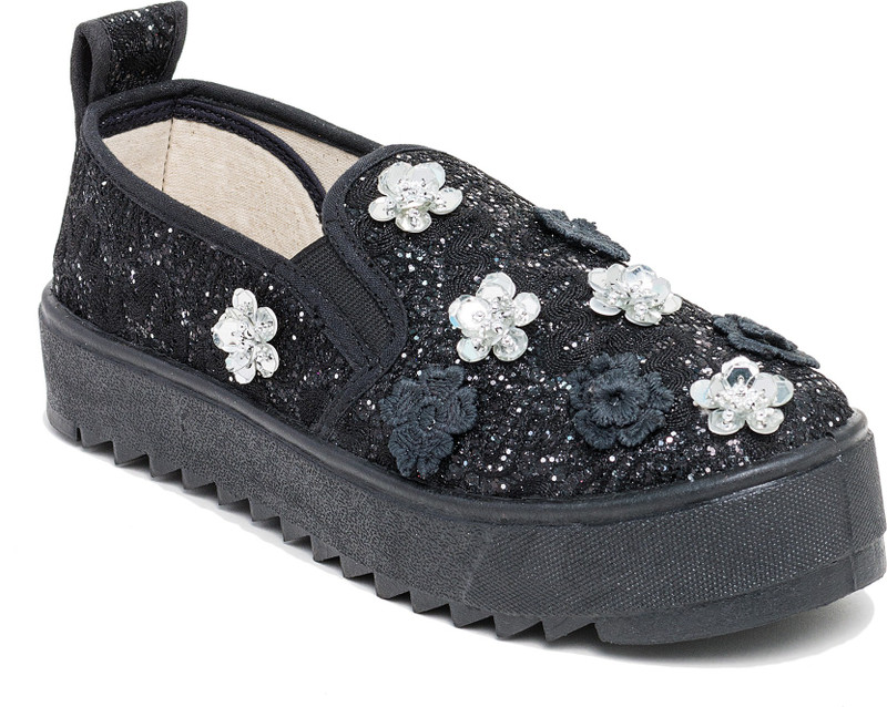 Scentra Canvas Shoes For Women(Black)