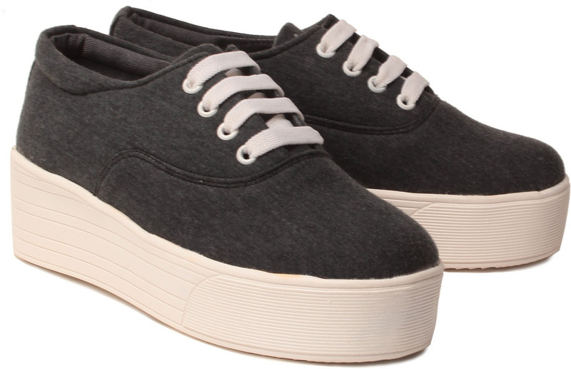 Klaur Melbourne Casuals For Women(White, Grey)