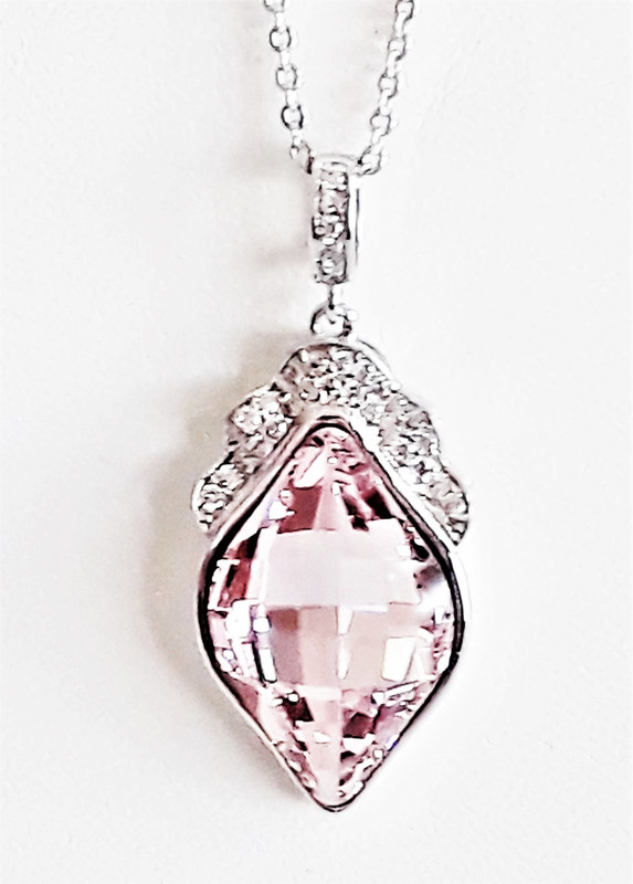 sparkle jewels Swarovski crystal pendant with AAA cubic zirconia gemstones for women and girls Gold-plated Cubic Zirconia Metal Pendant