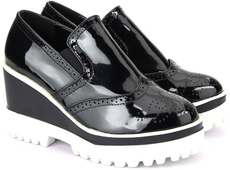 Carlton London CLL-3648 Sneakers For Women(Black)