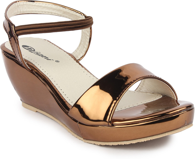 Digni Women Gold, Copper Wedges Digni Women Gold, Copper Wedges