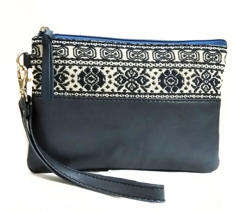 ARUNITA Ethnic Blue Wristlet(Blue)