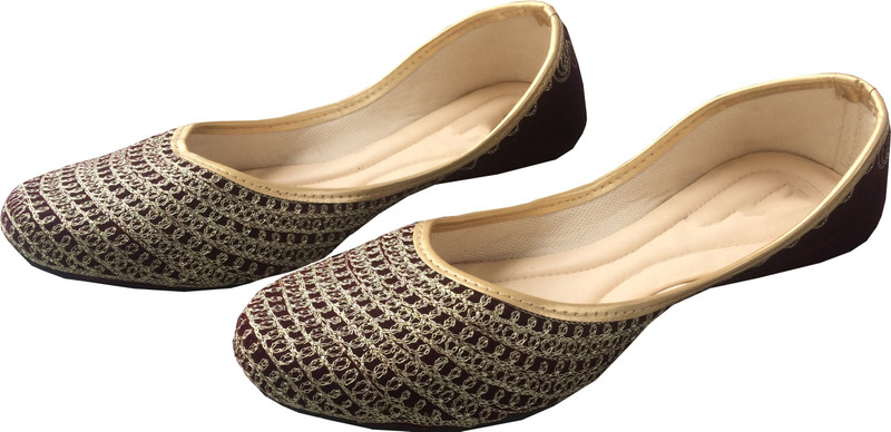 kalakari Jutis For Women(Gold, Maroon)