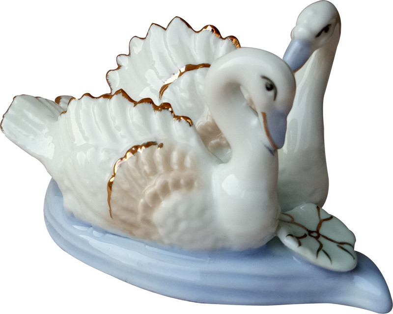 ehatti love ducks pair Decorative Showpiece  -  7 cm(Bone China, White)
