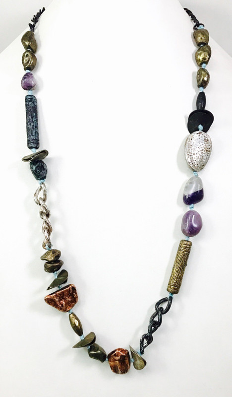 bijoux 1940 NK5907B Beads, Amethyst Copper, Black Silver Plated Aluminum, Stone Necklace