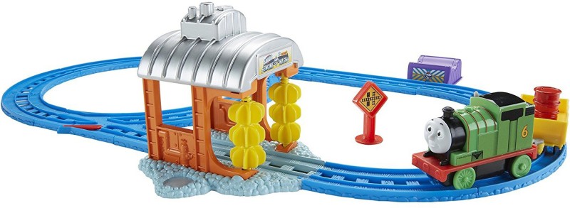 Thomas and friends collectible motorized railway percy washing and shine adventure(Multicolor)