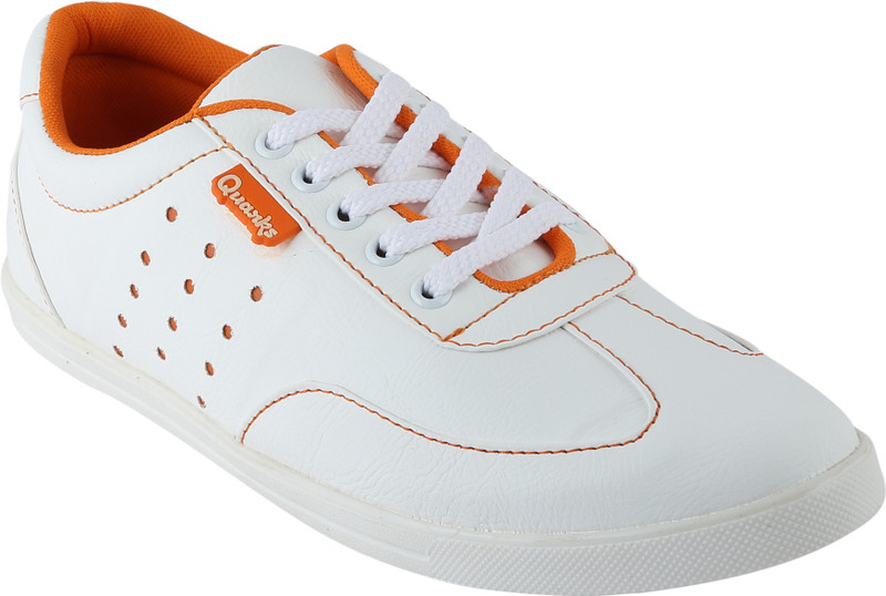Quarks Casual Sneakers Sneakers For Men(White)