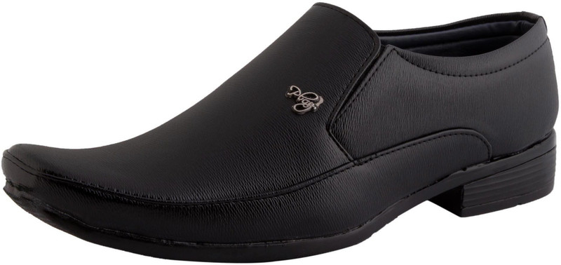 sketch sole Slip On For Men(Black)