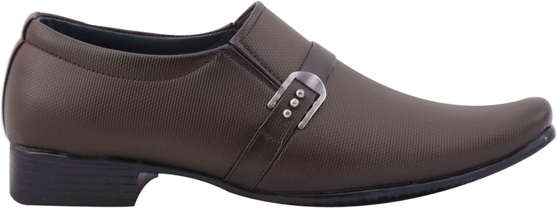 sketch sole sketch sole Slip On Shoes Slip On For Men(Brown)