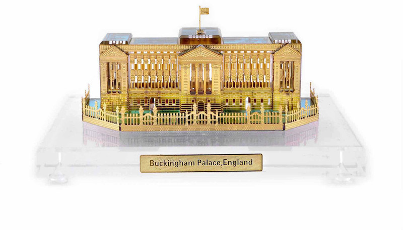 kolambas Creative Crafts Crystal 24 karat Gold Plated BUCKINGHAM PALACE Home Decorative Miniature Model Souvenir Corporate Showpiece Decorative Showpiece  -  6 cm(Crystal, Gold)