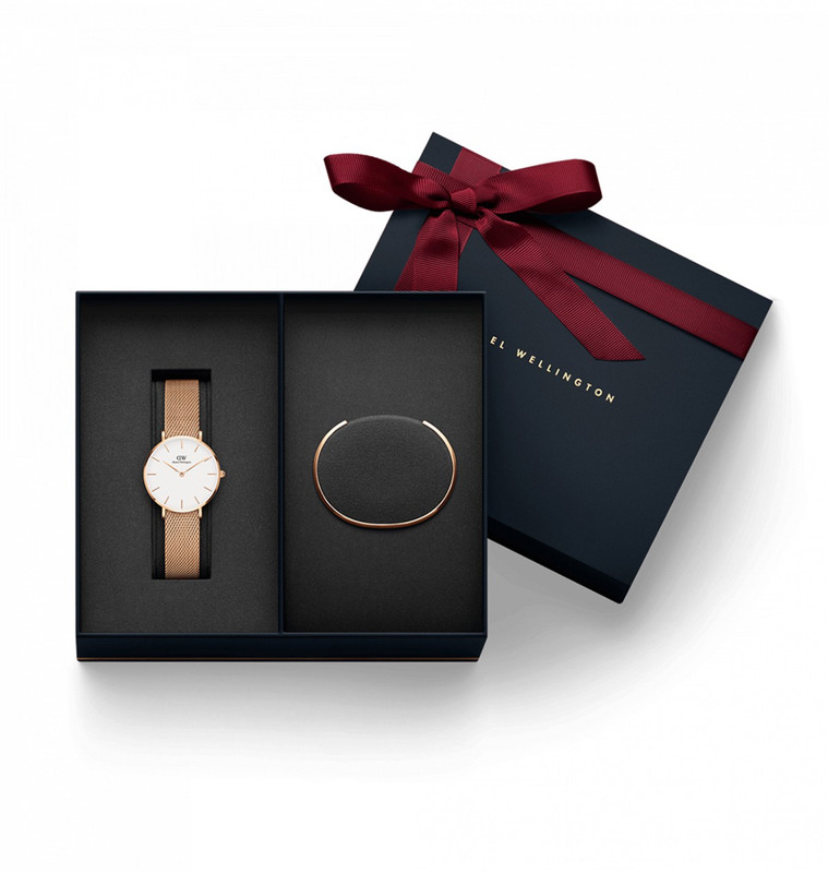 Daniel Wellington Dw00500019 Rose Gold Bracelet Combo Analog Watch