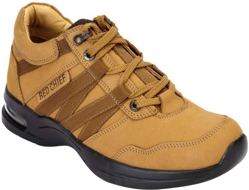 Red Chief Outdoors Shoes For Men(Brown) Red Chief Outdoors Shoes For Men(Brown)