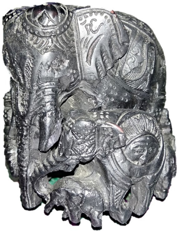 premierhealing Family Elephant Soft Stone Statue Family Elephant Statues Gift Item and Home/Office Décor Decorative Showpiece  -  7 cm(Alloy, Silver)