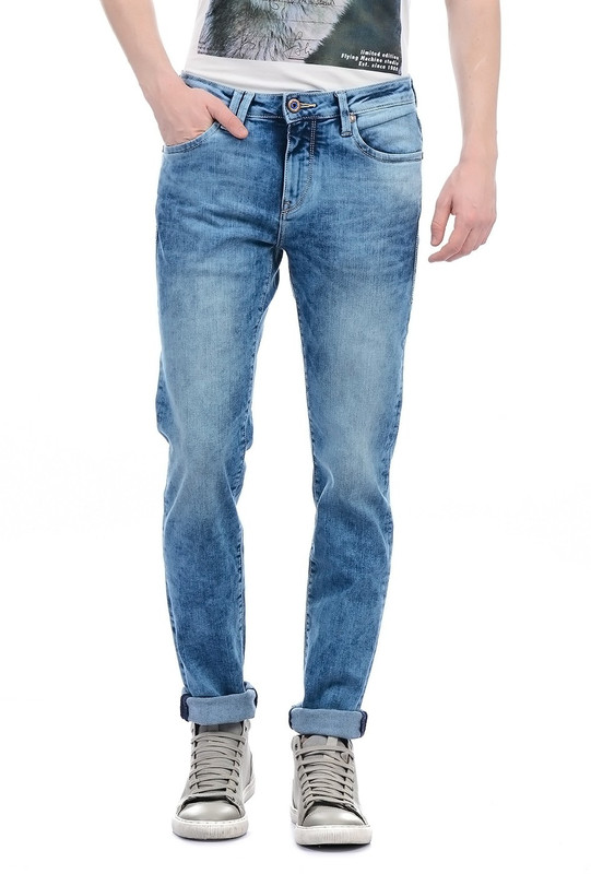 lzard jeans price
