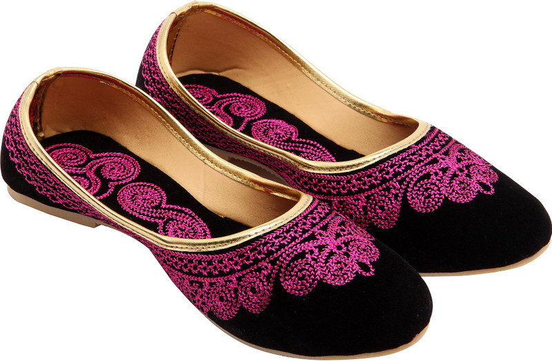 Royal Collection Mojaris For Women(Multicolor)