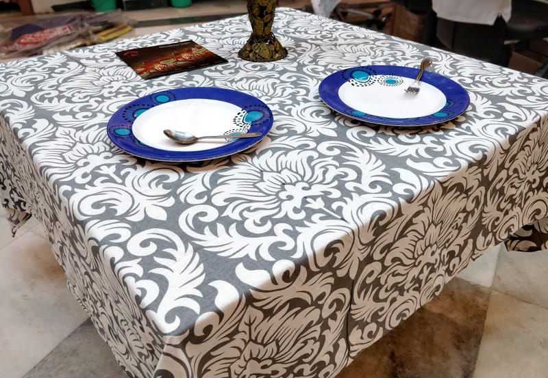 miyanbazaz textiles Damask 4 Seater Table Cover(Grey, Cotton)