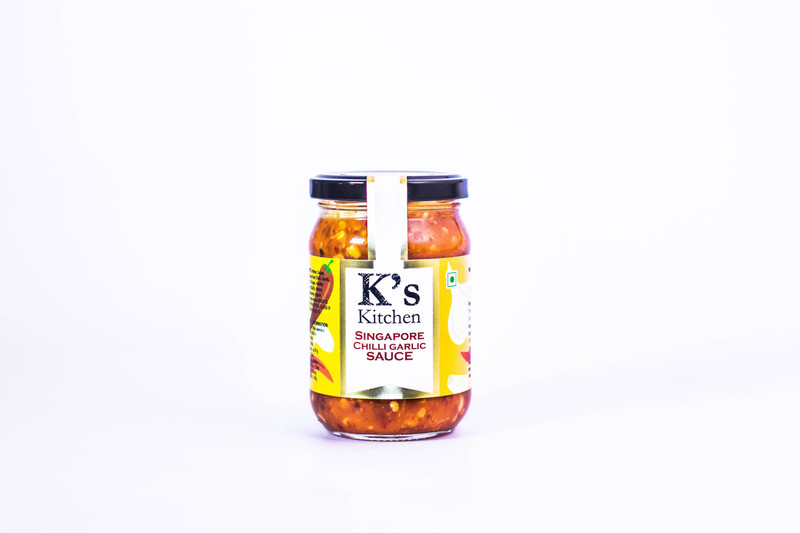 K's Kitchen K's Singapore Chilli Garlic Sauce Sauce(280 g) K's Kitchen K's Singapore Chilli Garlic Sauce Sauce(280 g)