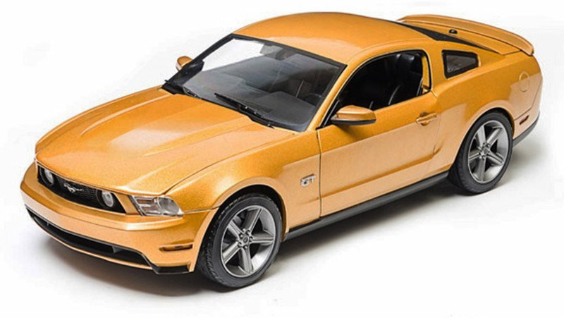 caromedia 2010 Ford Mustang GT, Sunset Gold Metallic color - 12870 1/18 scale(Gold)