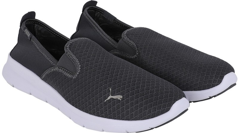 Puma Flex Essential Slip On Sneakers For Men(Black)