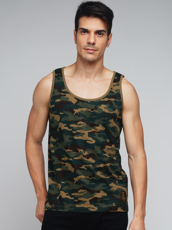 DIFFERENCE OF OPINION Military Camouflage Men Round Neck Multicolor T-Shirt