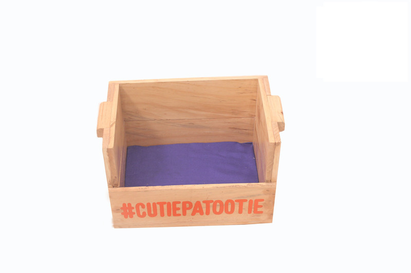 madera furnishings Chica Pet Bed S Pet Bed(natural)