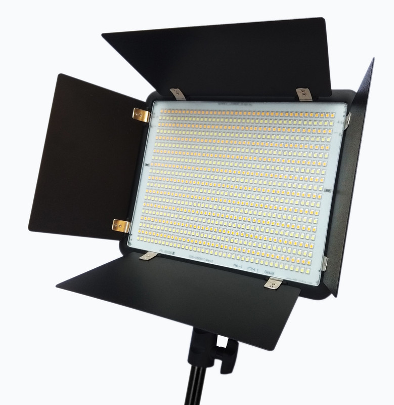 Simpex BARNDOOR LED 800 Camera LED Light