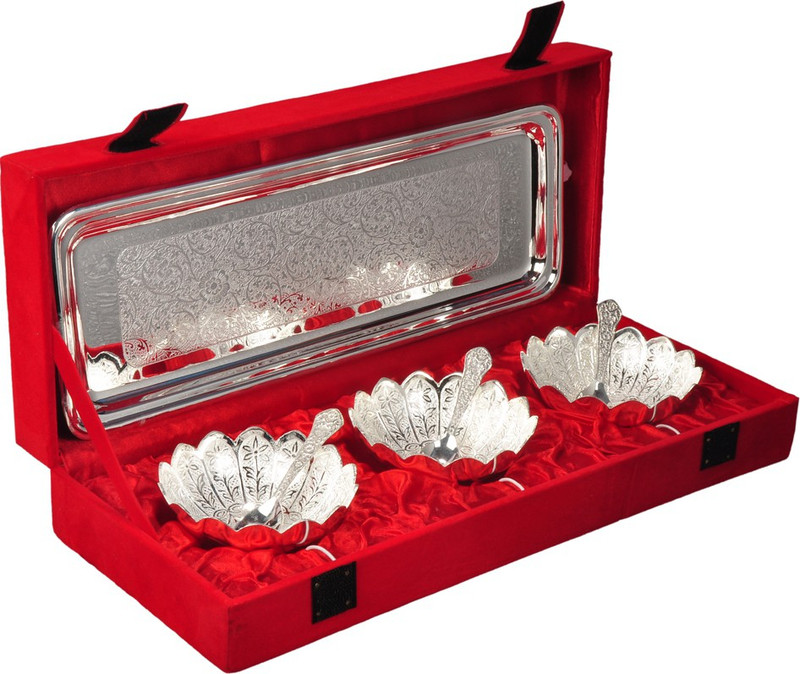 kaveesha Family Gift Set Of Silver Plated 3 Bowls With Tray And Spoon Tray, Bowl, Spoon Serving Set(Pack of 7)
