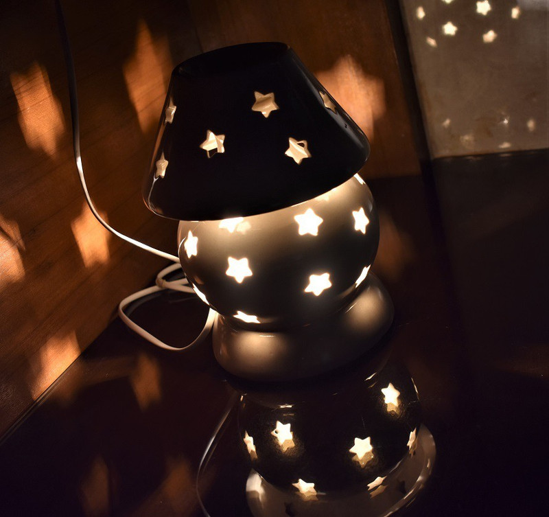 yourcull Electric diffuser ceramic Aroma oil burner Lamp shape with 20ml fragrance oil. Diffuser(20 ml)