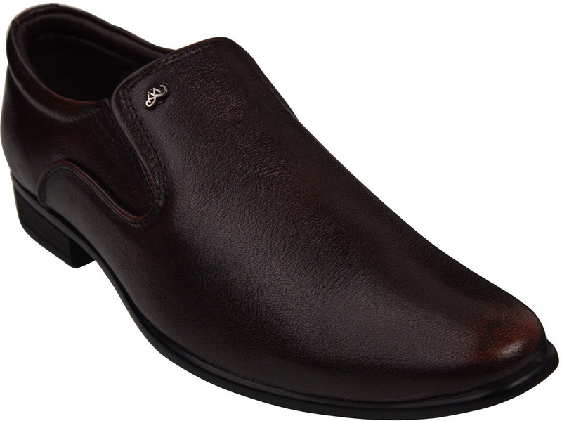 3amigos Slip On For Men(Brown)
