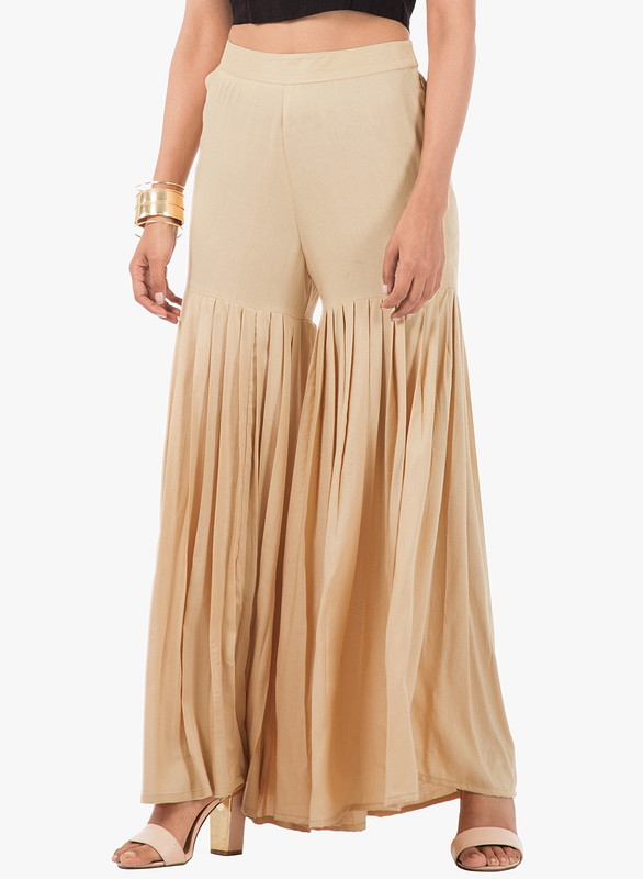 indya Relaxed Women White Trousers