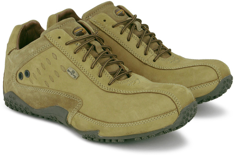 woodland shoes contact number