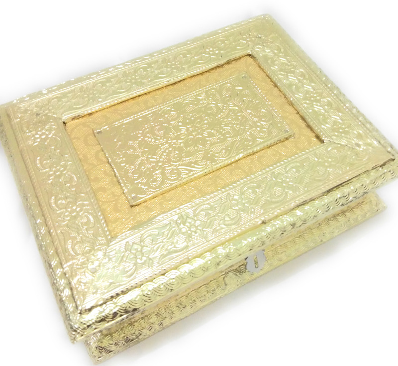 300-chocolates-in-traditional-box-chocobaker-original-imaf9zhkdxe83vmh.jpeg