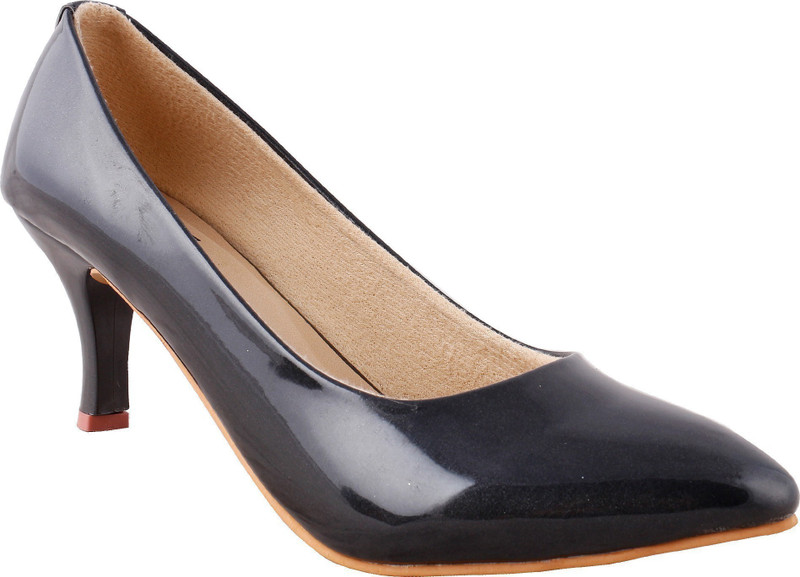 hype fashion house Women Black Heels