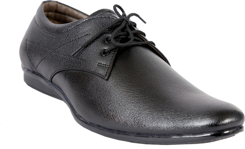 tick shoes Lace Up For Men(Black)