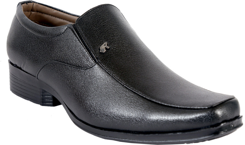 tick shoes Slip On For Men(Black)